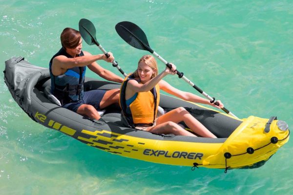Kayak y barcas marca Intex